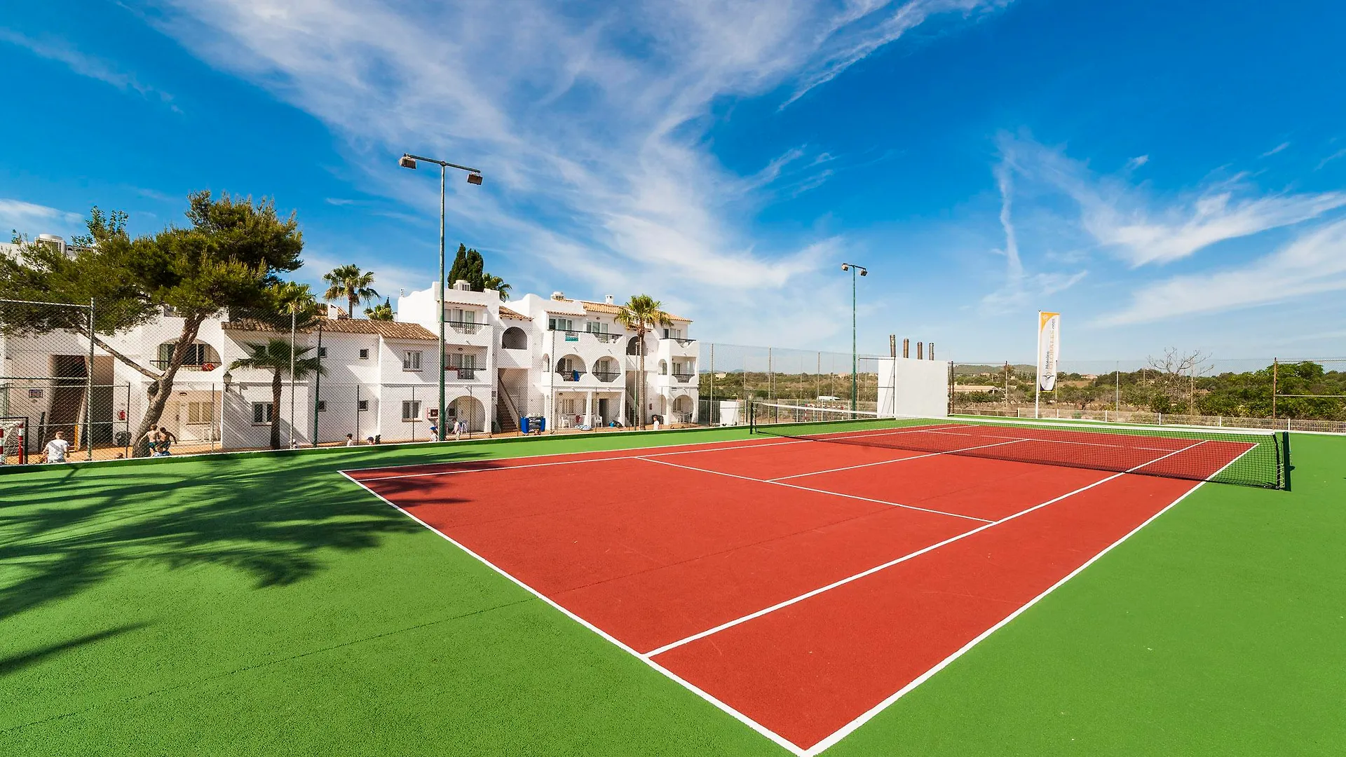 Globales Bouganvilla Sa Coma  Lejlighedshotel